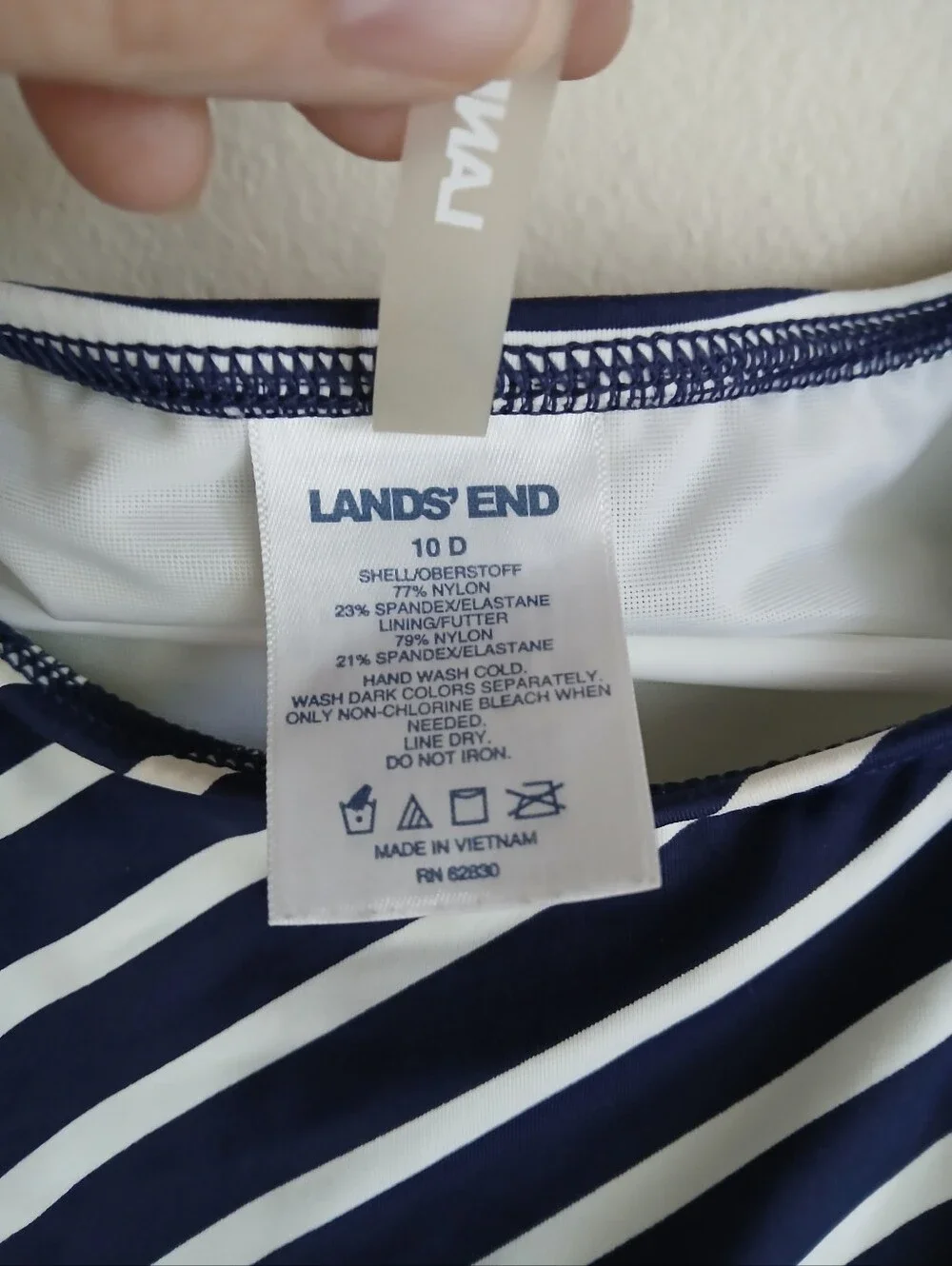 Land's End Swim Top Size 10D